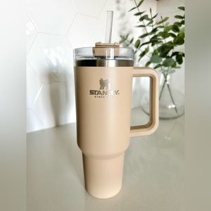 Stanley 40 oz Tumbler Driftwood